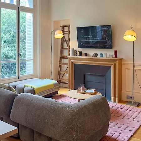 Apartament Elegant Retreat In 7th - Chic & Stylish Paryż