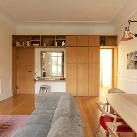 Elegant Retreat In 7th - Chic & Stylish Apartament Paryż