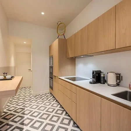 Apartament Elegant Retreat In 7th - Chic & Stylish
